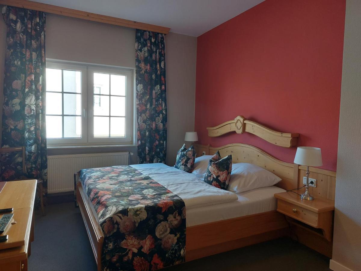 Pouls Hof Hotel Weimar Erfurt Klettbach エクステリア 写真